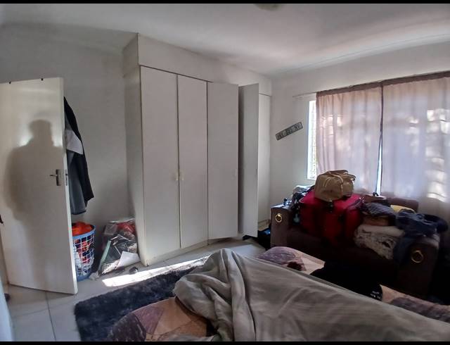 2 BEDROOM APARTMENT FOR SALE IN DENLEE